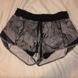 Black & White Lululemon Hotty Hot Shorts